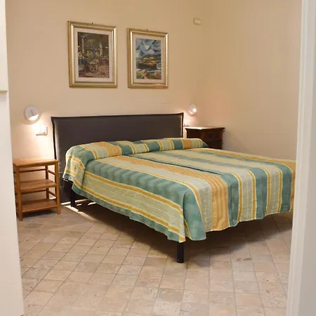 Pensionat Estate Torre Guelfa 4*